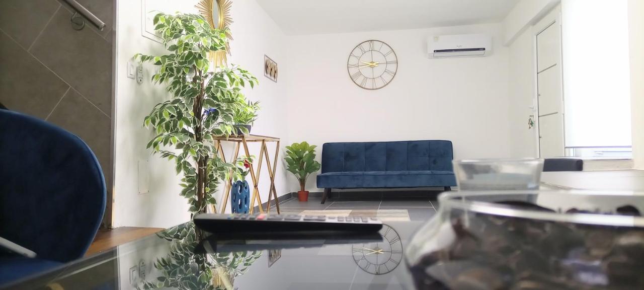 Casa Incrivel Refugio Lieva ,Piscina , Jacuzzi Exterior E Zona Kids Apartment Nelas Ngoại thất bức ảnh